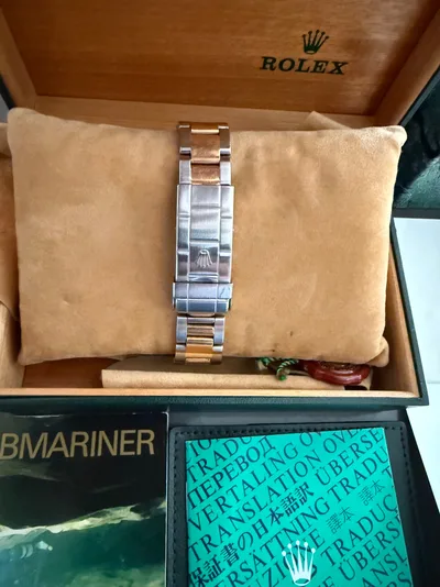 Rolex Submariner Date 16613 – two-tone case and Oyster bracelet
