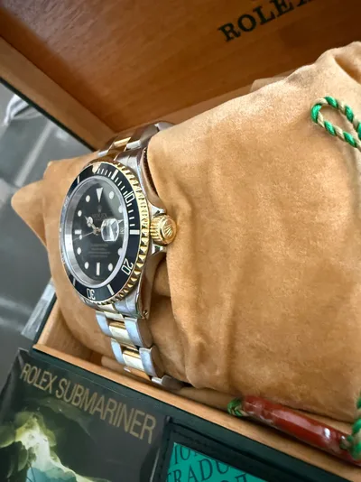 Rolex Submariner Date 16613 – two-tone case and Oyster bracelet